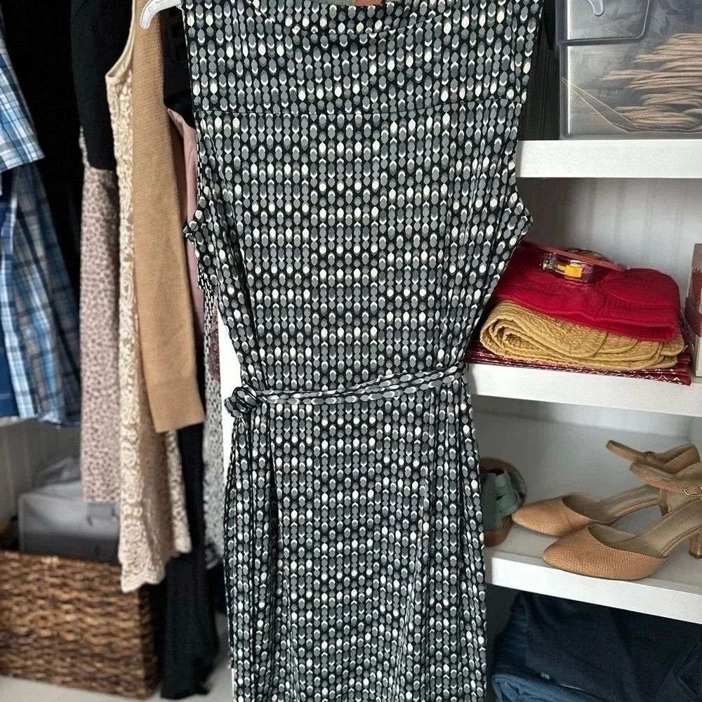 Beautiful Emma & Michele Geometric‎ Dress - Picture 9 of 11